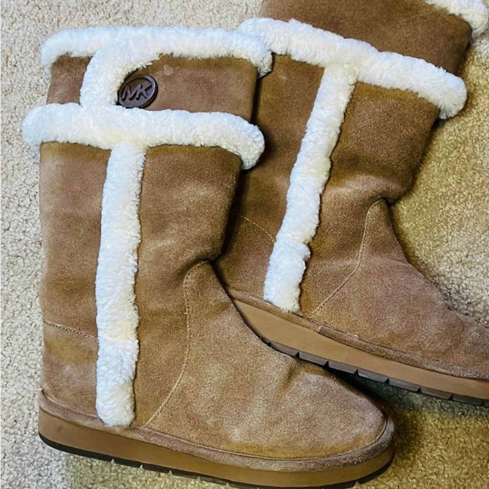 Michael Kors suede and sheep’s wool boots Sz 7